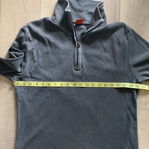 Boss Hugo Boss- XL gray lightweight pullover soft 3/4 zip up - Picture 6 of 8